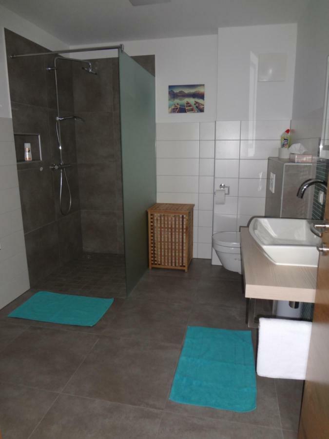 Weinstrassenapartment Fam. Dietrich Ratsch an der Weinstraße Eksteriør bilde